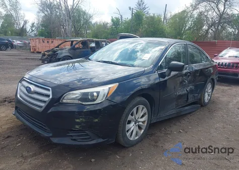 2015 Subaru Legacy 2.5I Premium из США, поврежденный, VIN 4S3BNBC67F3028164